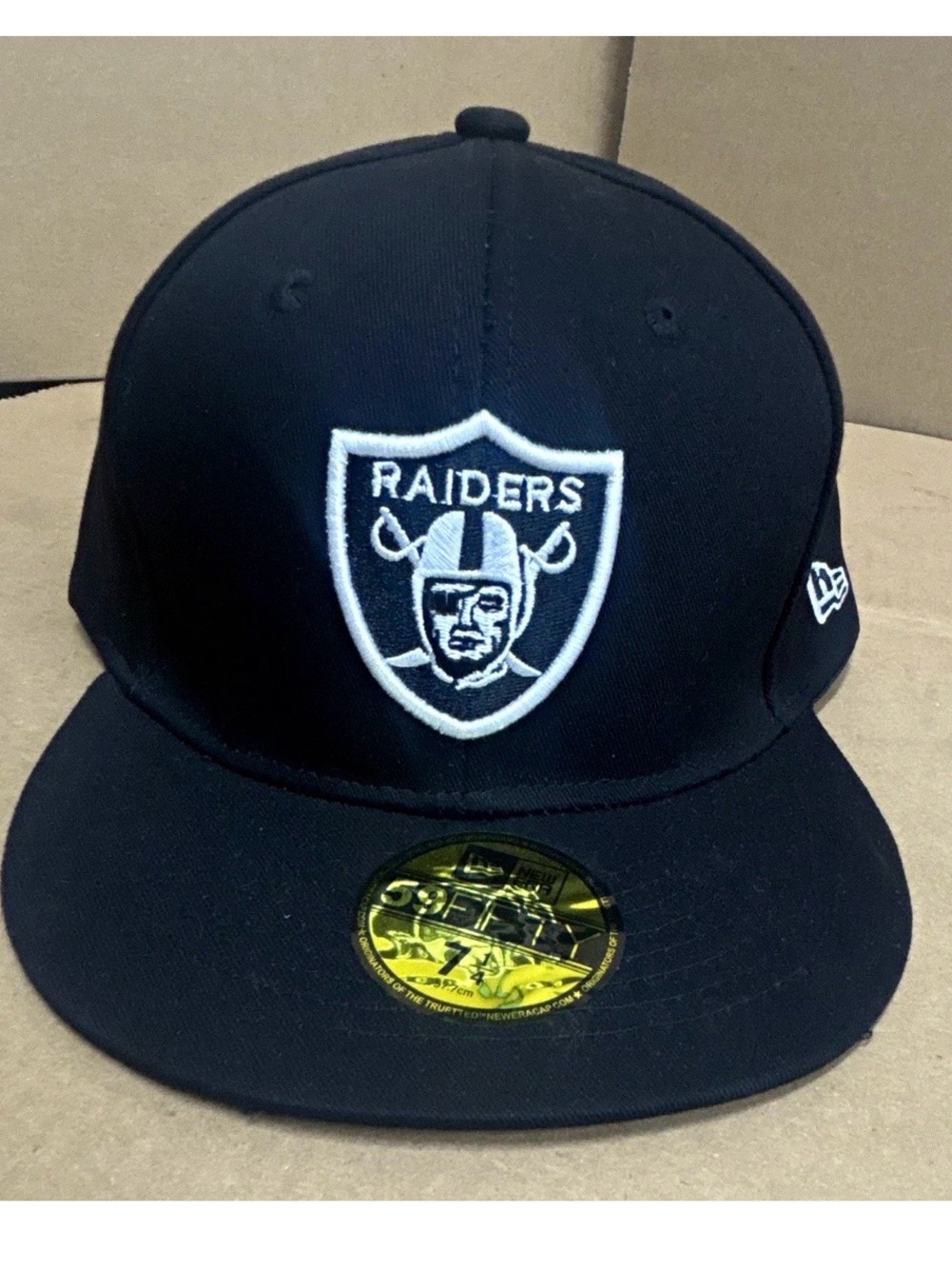 New Era 59FIFTY Oakland Raiders NFL Tan Fitted Cap Hat Size 7 1/4